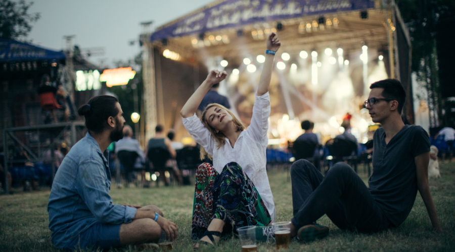 Waarom veel rust houden belangrijk is voor een festival