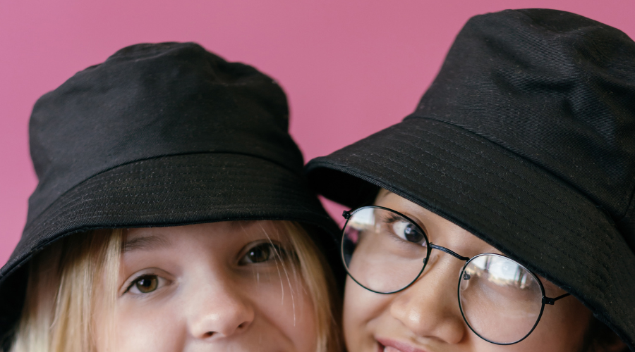 Verschillende soorten hoeden en bucket hats