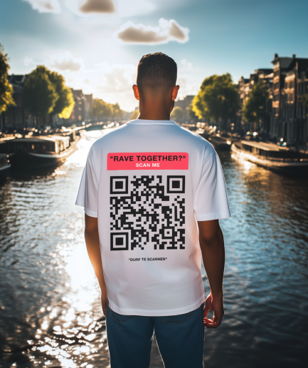 oversized wit qr code social media