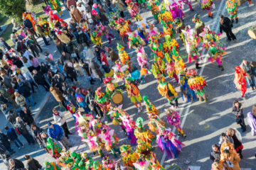 Carnaval parade kleurrijk feest