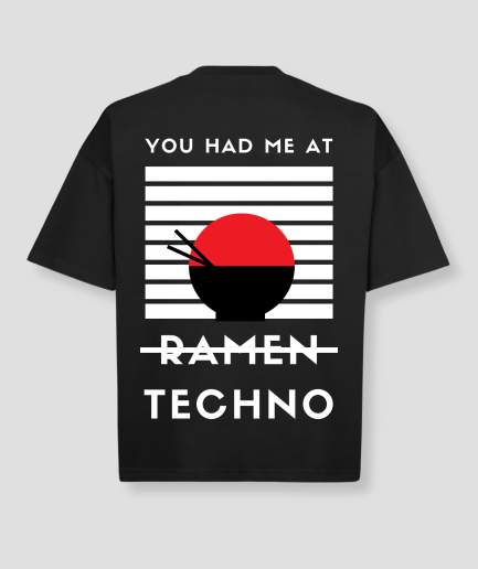 ramen-techno-tshirt-oversized.png
