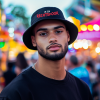 rechtsvoor-buckethat.png
