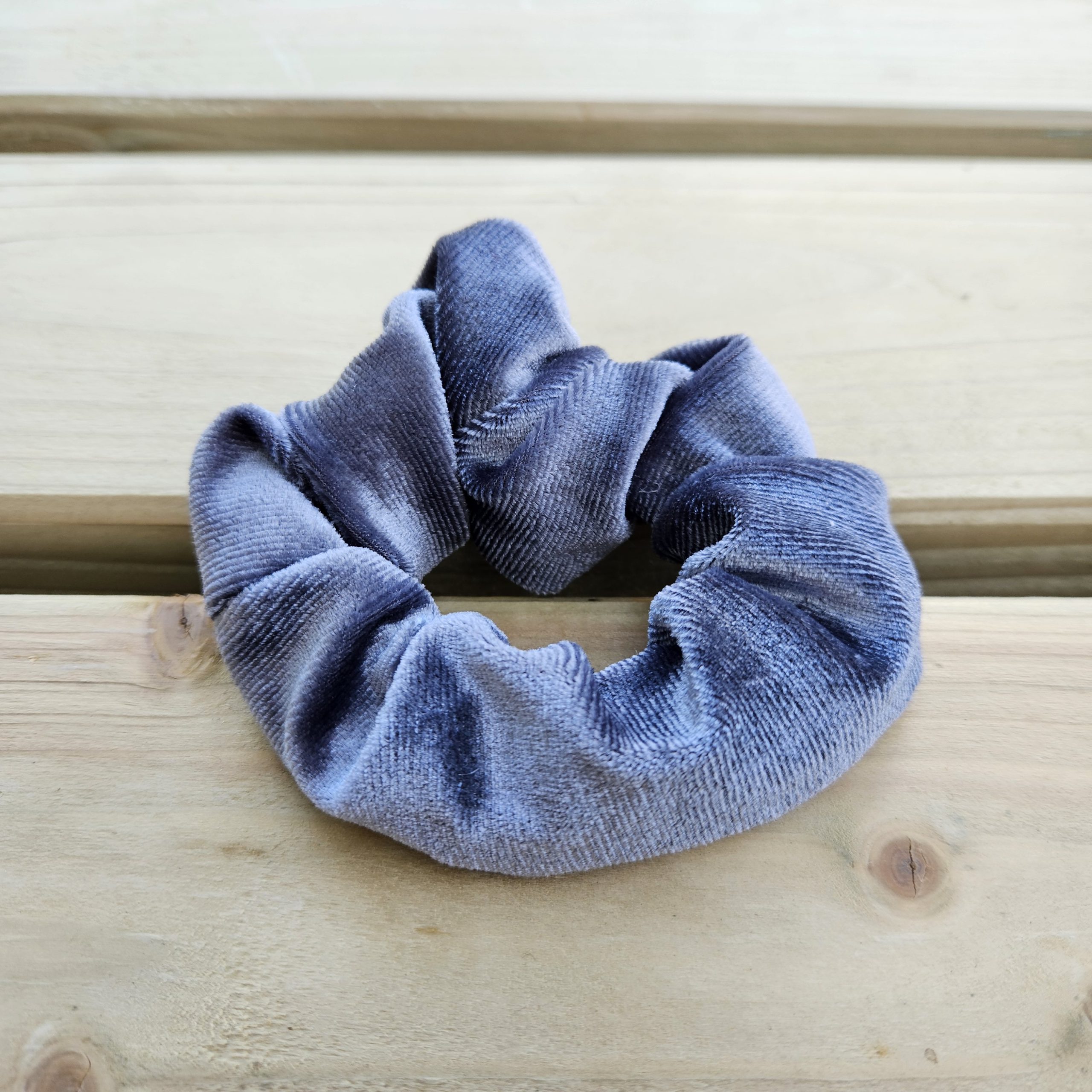 scrunchie-met-opbergvakje-scaled-1.jpg