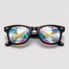 Zwarte spacebril met caleidoscoop glazen voor festivals en raves