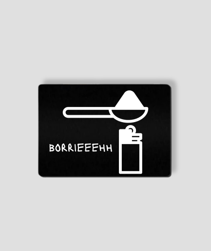 zwarte metalen pasje