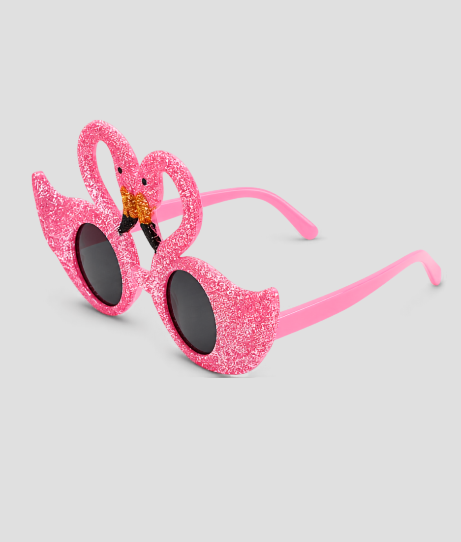 Happy flamingos